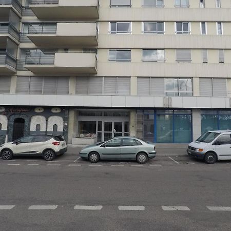 Travel Homes - Le Wilson, Face A La Gare Mulhouse Buitenkant foto